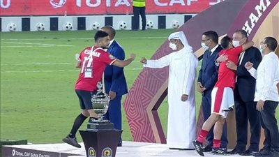 بالفيديو والصور | للمرة السابعة.. الأهلي يتوج بكأس السوبر الإفريقي