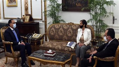 مدبولي: الحكومة مستمرة في تقديم الدعم لمنع الهجرة غير الشرعية والاتجار بالبشر