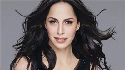 آمال ماهر تُعلن فسخ خطبتها (صورة)