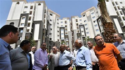 رئيس الوزراء يتفقد بعض المشروعات في العاصمة الإدارية الجديدة