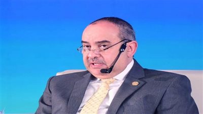 بالصور | وزير الطيران يشارك في المنتدي الأول لرؤساء هيئات الاستثمار الإفريقية بشرم الشيخ 