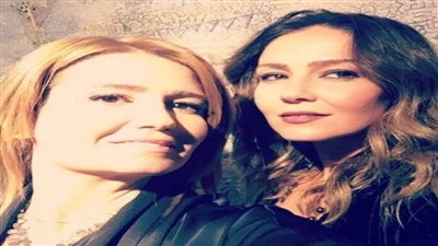 هنا شيحة تحتفل بعيد ميلاد شقيقتها (صور)