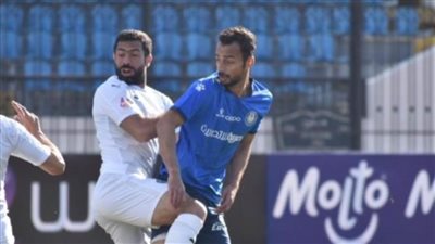 الشوط الأول.. سموحة يتقدم على بيراميدز بهدفين 