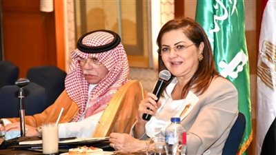 بالصور | هالة السعيد تلتقي وزير التجارة السعودي ووفد من مجتمع الأعمال بالمملكة 