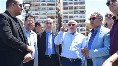 محافظ بورسعيد ولجنة 