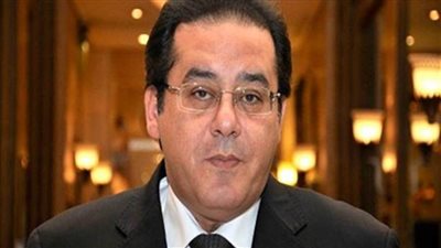 بلاغ يتهم أيمن نور بالتحريض ضد مؤسسات الدولة