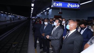 بالصور | الوزير يشهد فعاليات البدء الرسمي لتشغيل وصيانة الخط الثالث لمترو الأنفاق