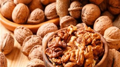 دراسة حديثة : الجوز يقي من سرطان القولون 