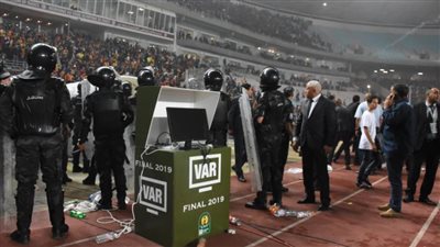 «اللي اتلسع من الشوربة».. الأهلي يطالب 