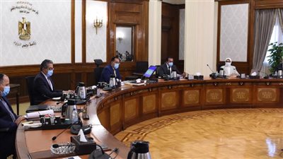 الحكومة توافق على زيادة نسبة الإشغال في المنشأت السياحية والمطاعم والمسارح بنسبة 70%