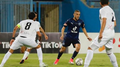 التعادل يحسم نتيجة الشوط الأول بين بيراميدز وإنبي