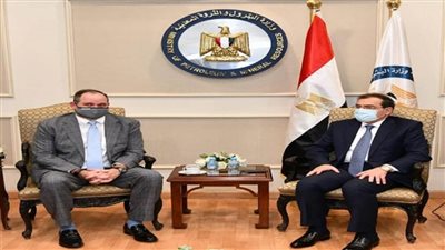 بالصور | وزير البترول يستقبل وفد شركة أباتشي العالمية