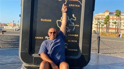 بالصور | حاتم قنديل.. بطل مصري يجتاز أطول رحلة تجديف بنهر النيل من أسوان لـ رأس البر