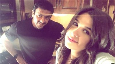 أحمد العوضي يرد على الاتهامات التي تلاحق ياسمين عبد العزيز بتعذيب خادمتها