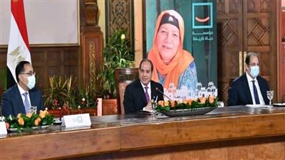 السيسي: موازنة حياة كريمة تتحخطى الـ700 مليار جنيه 