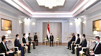 الرئيس السيسي يؤكد حرص مصر على الارتقاء بمستوى الشراكة الاستراتيجية مع الصين