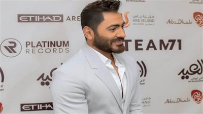 بالصور | الإمارات تستعين بالنجم المصري تامر حسني لتقديم أنجح الحفلات بأبو ظبي
