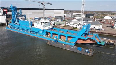 وصول الكراكة 