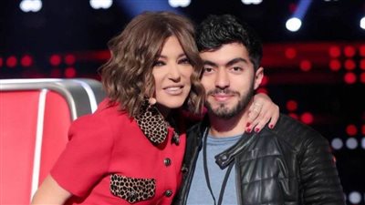 نجل سميرة سعيد يهنئها بأغنية 