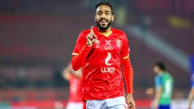 الشوط الأول.. الأهلي يتقدم على أسوان بهدف 