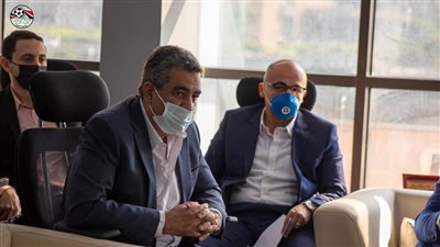 «فيفا» يُعلن تمديد عمل اللجنة الثلاثية إلى 5 يناير 2022