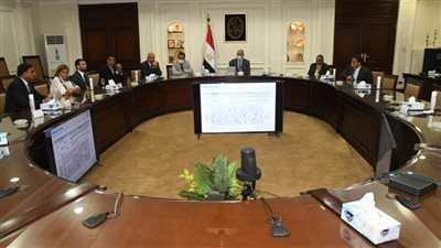 بالصور | وزير الإسكان يلتقي إحدى أكبر مجموعات الرعاية الصحية الخاصة بمصر