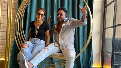 التفاصيل الكاملة لارتباط نيللي كريم وهشام عاشور