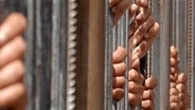 المشدد 5 سنوات وغرامة 50 ألف جنيه لمتهم بترويج المخدرات في الدرب الأحمر