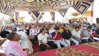 بالصور | لدعم الخدمات.. بيع 6 محال تجارية وصيدلية بالمزاد العلني بـ العبور الجديدة