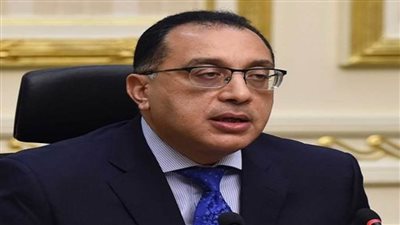 رئيس الوزراء يزور مركز خدمات المستثمرين بالإسماعيلية