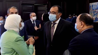 بالصور | هالة زايد: مصر دولة رائدة قادت الصحة العامة للقضاء على فيروس 