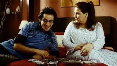 أحمد حلمي ينعي دلال عبد العزيز بكلمات مؤثرة 