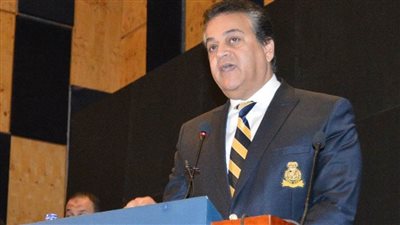 محمد الباز : وزير التعليم العالى سياسى محترف ويتميز برده السريع على أى شائعة يتم ترويجها (فيديو)