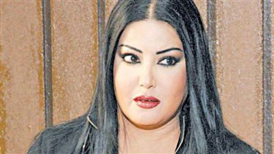 «داري مجانصك علشان التحرش».. سمية الخشاب تهاجم داعية (تدوينة)