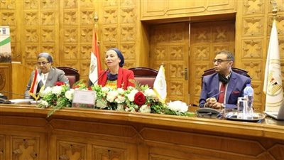 بالصور | وزيرة البيئة تشهد ختام أولى ورش العمل التدريبية للقضاة بالدوائر البيئية
