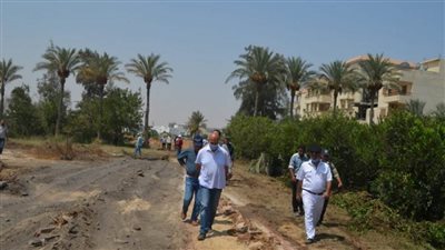 بالصور | حملة مكبرة لإزالة مخالفات تغيير النشاط بـ