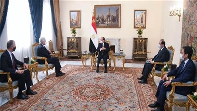 بالصور | الرئيس السيسي يستقبل مدير وكالة الاستخبارات المركزية الأمريكية