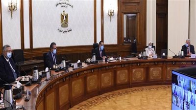 بالصور | مدبولى: تصنيع اللقاحات محليًا خيار استراتيجي (تفاصيل)