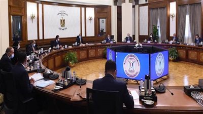 بالصور | مدبولي يتابع خطوات تنفيذ 100 إجراء مقترح للنهوض بقطاع الصناعة وتحسين الصادرات