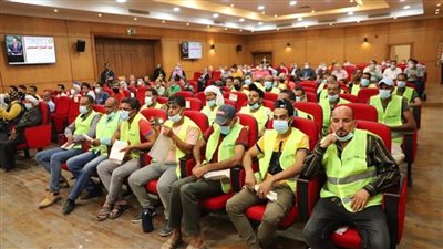 بالصور | سعفان ومحافظ بورسعيد يشهدان ختام مبادرة السلامة والصحة المهنية 