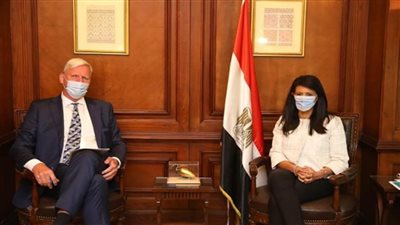 وزيرة التعاون الدولي تبحث مع السفير الهولندي بالقاهرة العلاقات الاقتصادية المشتركة