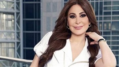 إليسا تفتح النار على حكومة بلادها.. لهذا السبب