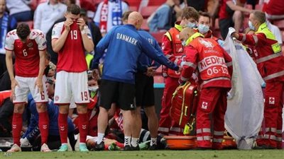 يويفا يكرم الطاقم الطبي للمنتخب الدنماركي منقذ حياة إيركسن