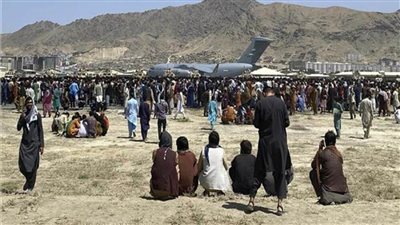 عاجل..أنباء عن إطلاق نار في محيط مطار كابول 