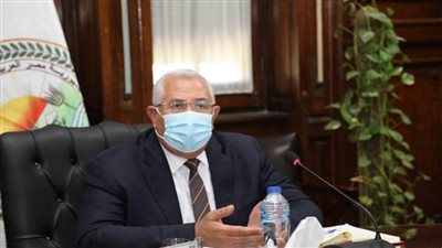 وزير الزراعة يبحث نتائج المشروعات الممولة من الجهات الدولية المانحة 