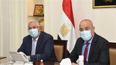 بالصور | وزيرا الإسكان والزراعة يبحثان سبل تعظيم الاستفادة من أراضي الدولة واستغلالها بالشكل الأمثل