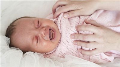 حبس ربة منزل 4 أيام بتهمة قتل ابنتها بسبب بكائها المستمر ببولاق الدكرور