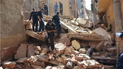 الحماية المدنية تنقذ سيدتين بعد انهيار منزل عليهما بقرية فاو بحرى بقنا