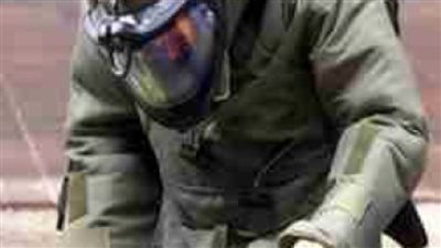 حقيبة سوداء تثير الزعر أمام مول مصر بأكتوبر