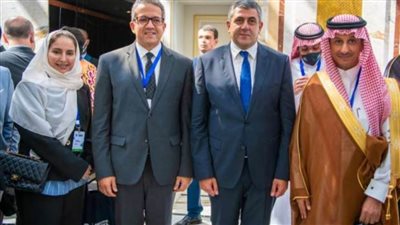 وزير السياحة يلتقي نظيره السعودي لبحث سبل التعاون بين البلدين